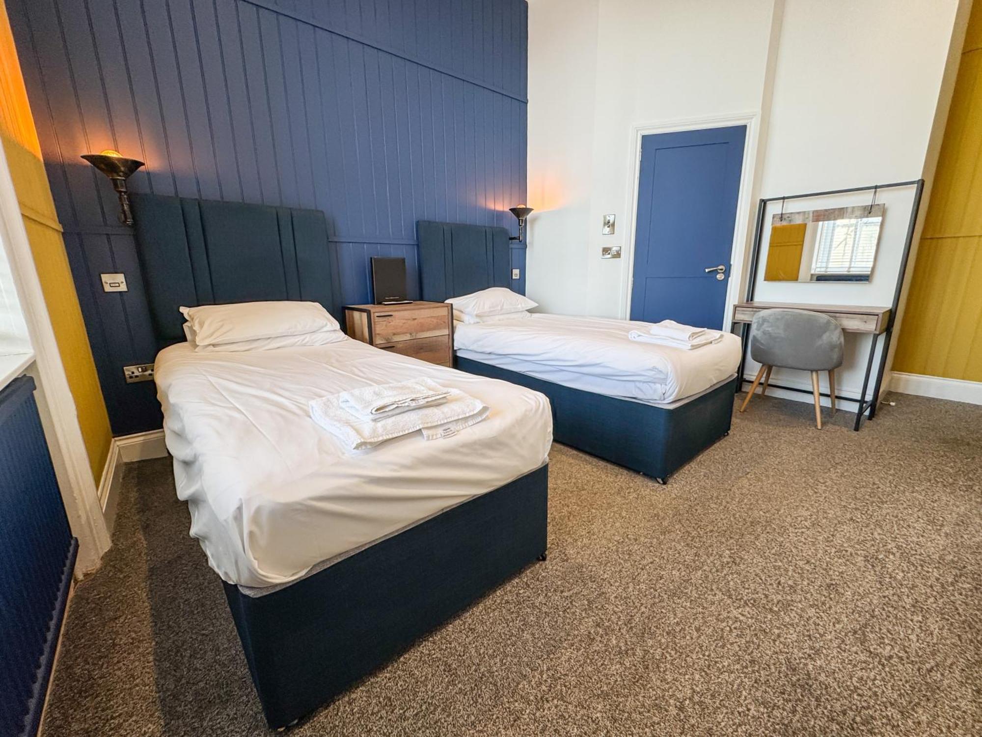 Delmont Hotel Scarborough Luaran gambar